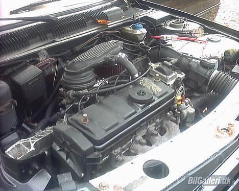 Peugeot 205 Xri - Total Skadet billede 14