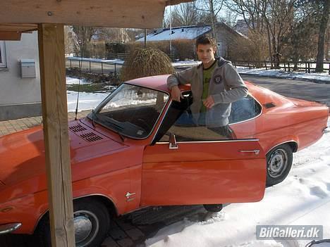Opel Manta A 1900S  - mig og mantaen :P billede 20