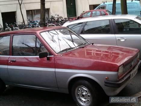 Ford fiesta 1.1*SOLGT* billede 2