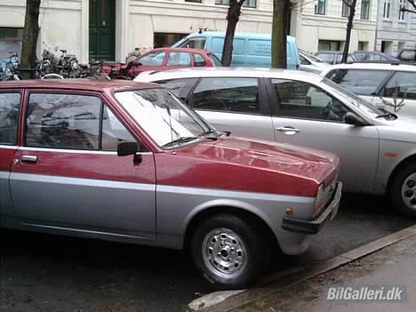 Ford fiesta 1.1*SOLGT* billede 5