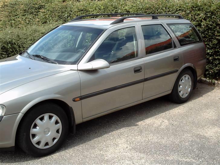 Opel Vectra B St.car  SOLGT billede 1