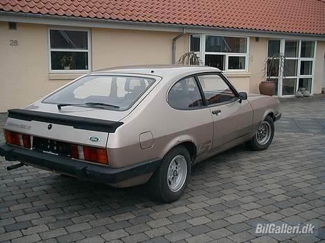Ford capri 2,3 s v6 (solgt) billede 3