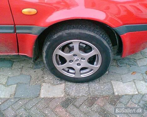 Nissan 100NX Targa *SOLGT* - OZ fælge 14" sad på da jeg fik den.. billede 6