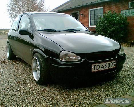 Opel Corsa B  billede 1
