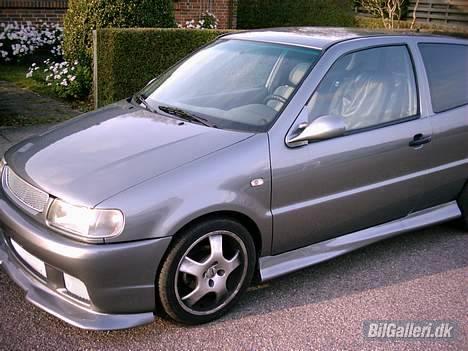 VW Polo SOLGT billede 8