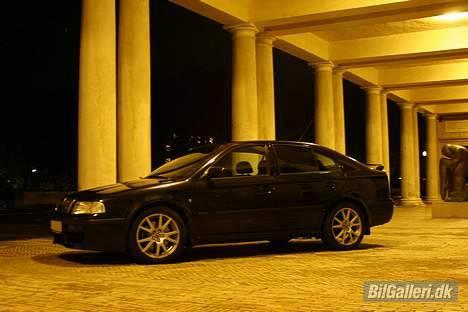 Skoda Octavia RS *SOLGT* billede 5