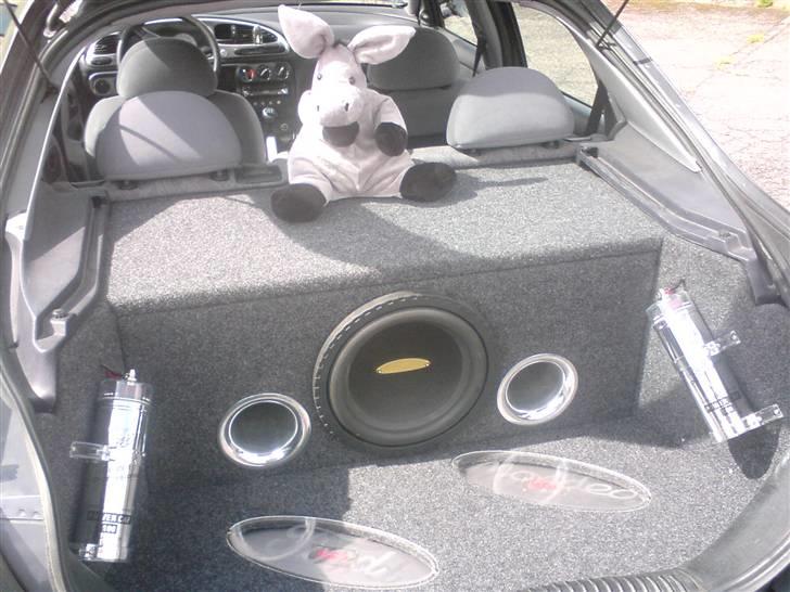 Ford Mondeo Flair. - The Boom boom box billede 6