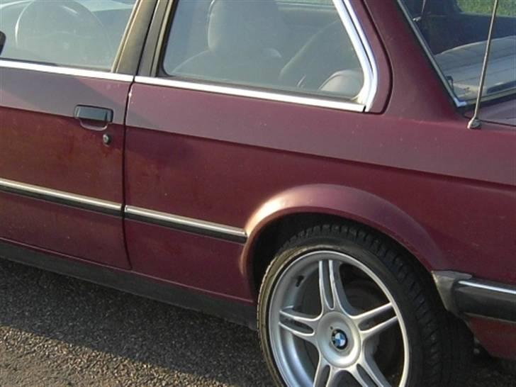 BMW E30 320i billede 10
