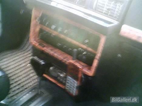 Volvo 262 C - Det ser godt ud med den tlf, men den virker bare ikke=) billede 7