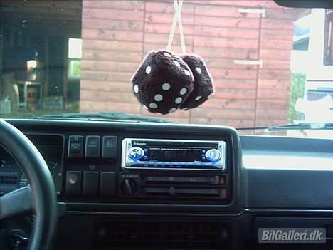 VW Golf II  Solgt - mine terninger og radio billede 15