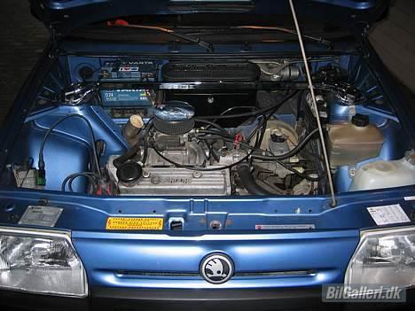 Skoda Favorit - Med k&n filter på, giver en lidt bedre lyd billede 13
