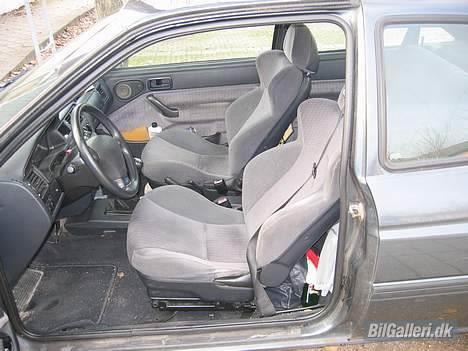 Ford escort 1.8 sport - XR3I kabine. Her sider man super godt billede 3