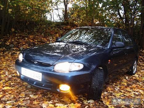 Hyundai ACCENT 1,5 {SOLGT} - LÆKKERT MAN ...  billede 2