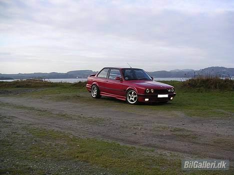 BMW E30 ***solgt*** billede 5