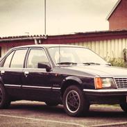 Opel Commodore 2,5S BERLINA