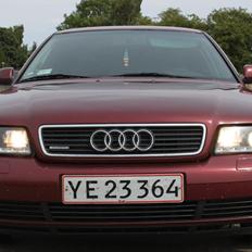 Audi A4 1.6 Limousine