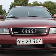 Audi A4 1.6 Limousine