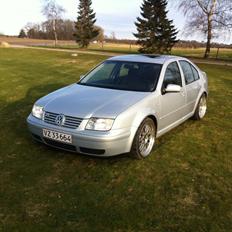 VW Bora 2,3 V5 Highline