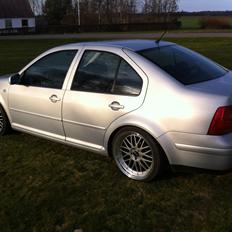 VW Bora 2,3 V5 Highline