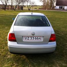 VW Bora 2,3 V5 Highline