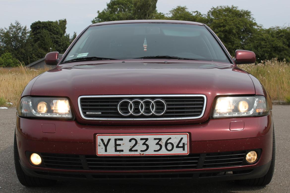 Audi A4 1.6 Limousine billede 2