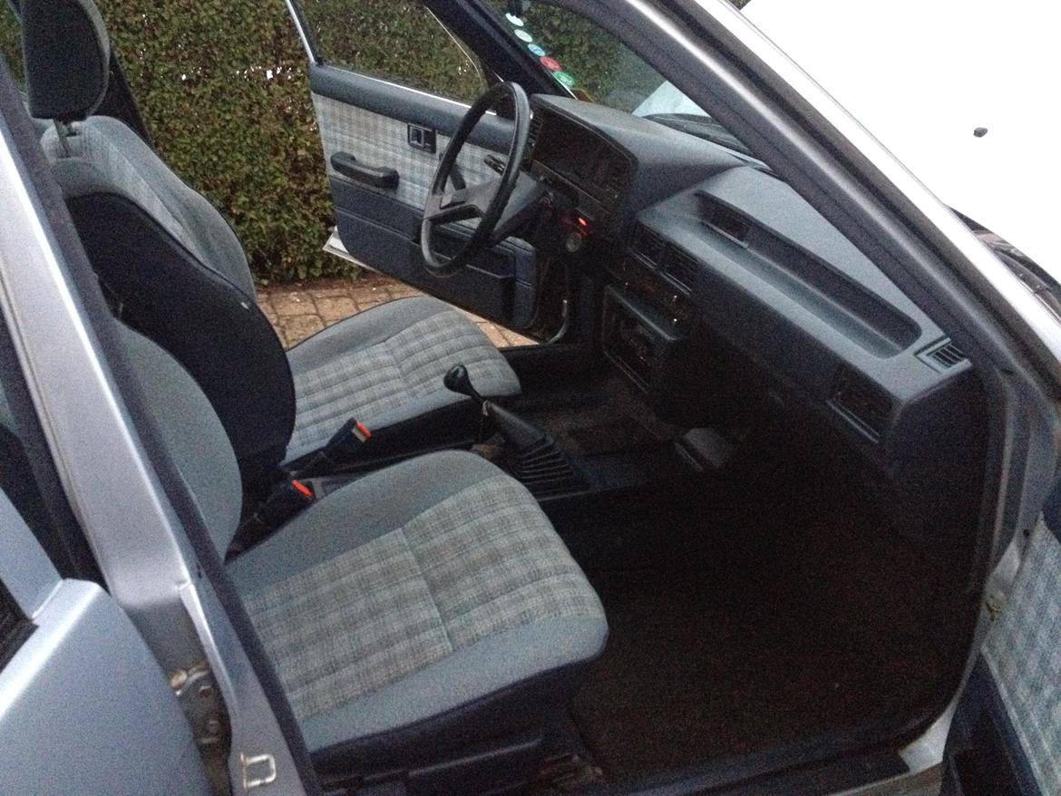 Toyota Corolla  1,6. (AE82) Sedan! ( KNUST :'( ) billede 10