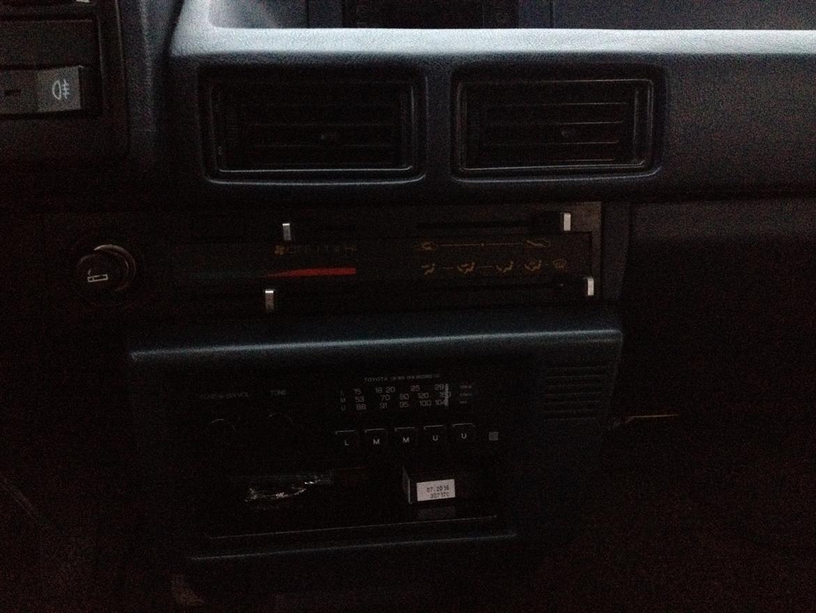 Toyota Corolla  1,6. (AE82) Sedan! ( KNUST :'( ) billede 14