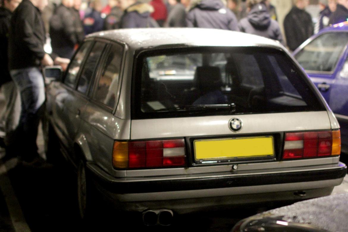 BMW E30 Touring *Street Drifter #3"/Driftmissil - Vintertræf ved Viborg i kælderen december 2012 billede 5