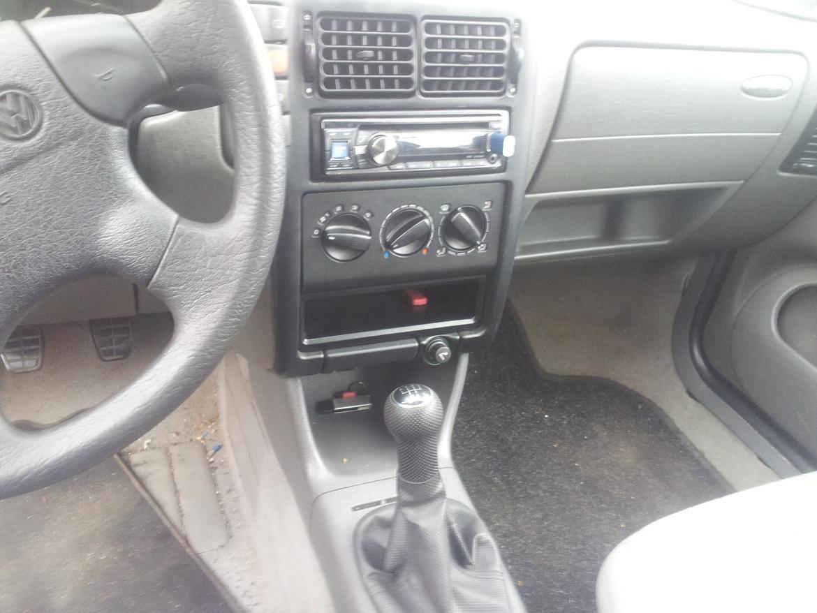 VW Polo 6N 1,6 8V billede 9