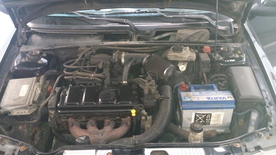 Citroën Saxo 1.6 8V VTS SOLGT billede 3