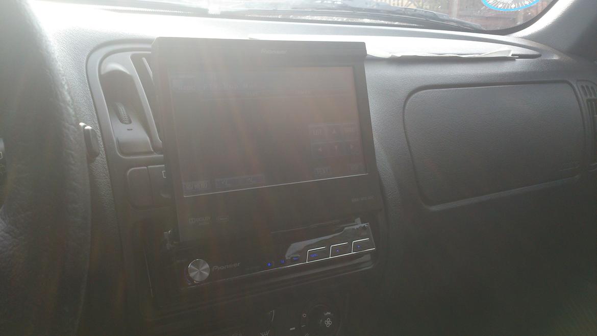 Citroën Saxo 1.6 8V VTS SOLGT billede 16