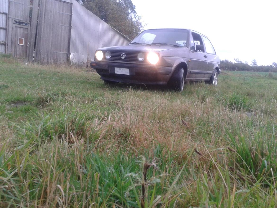 VW Golf 2 1,6 D billede 1