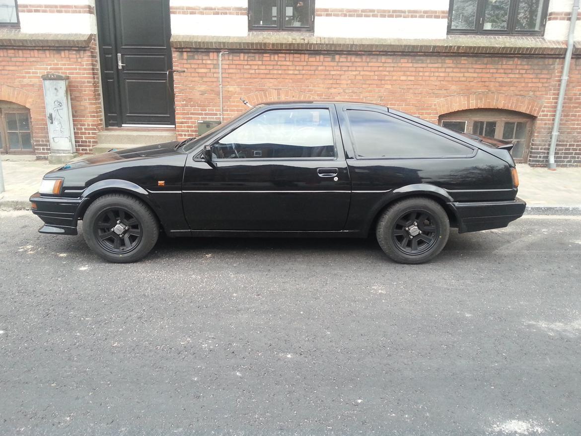 Toyota Corolla GT Coupe AE86 billede 7