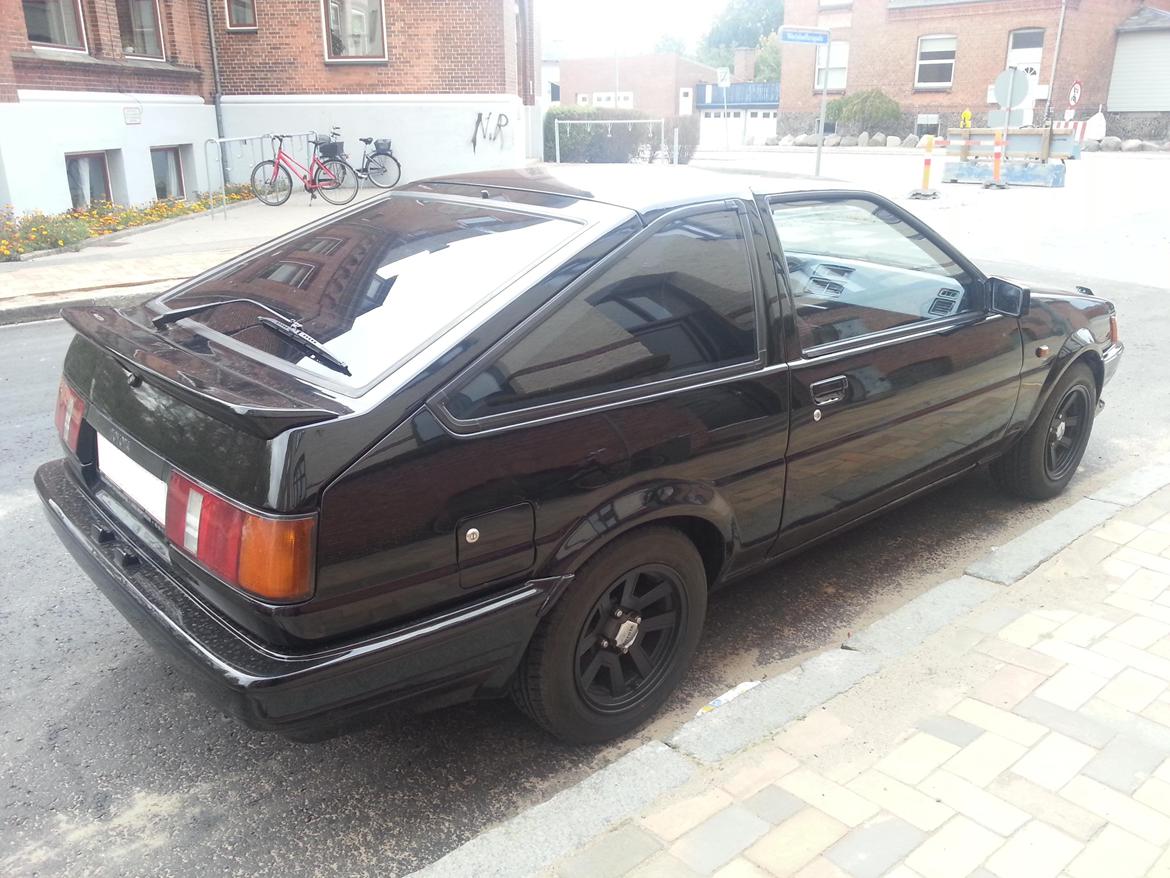 Toyota Corolla GT Coupe AE86 billede 12