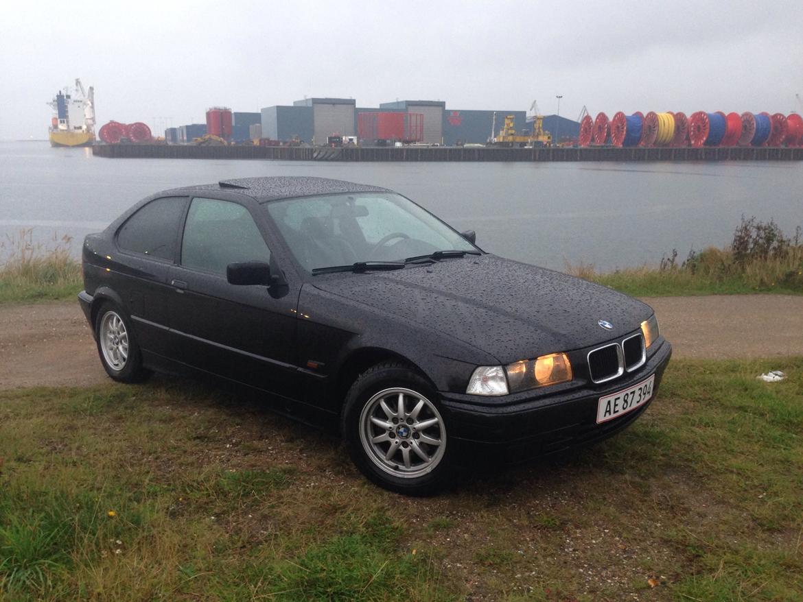 BMW 316i compact billede 4