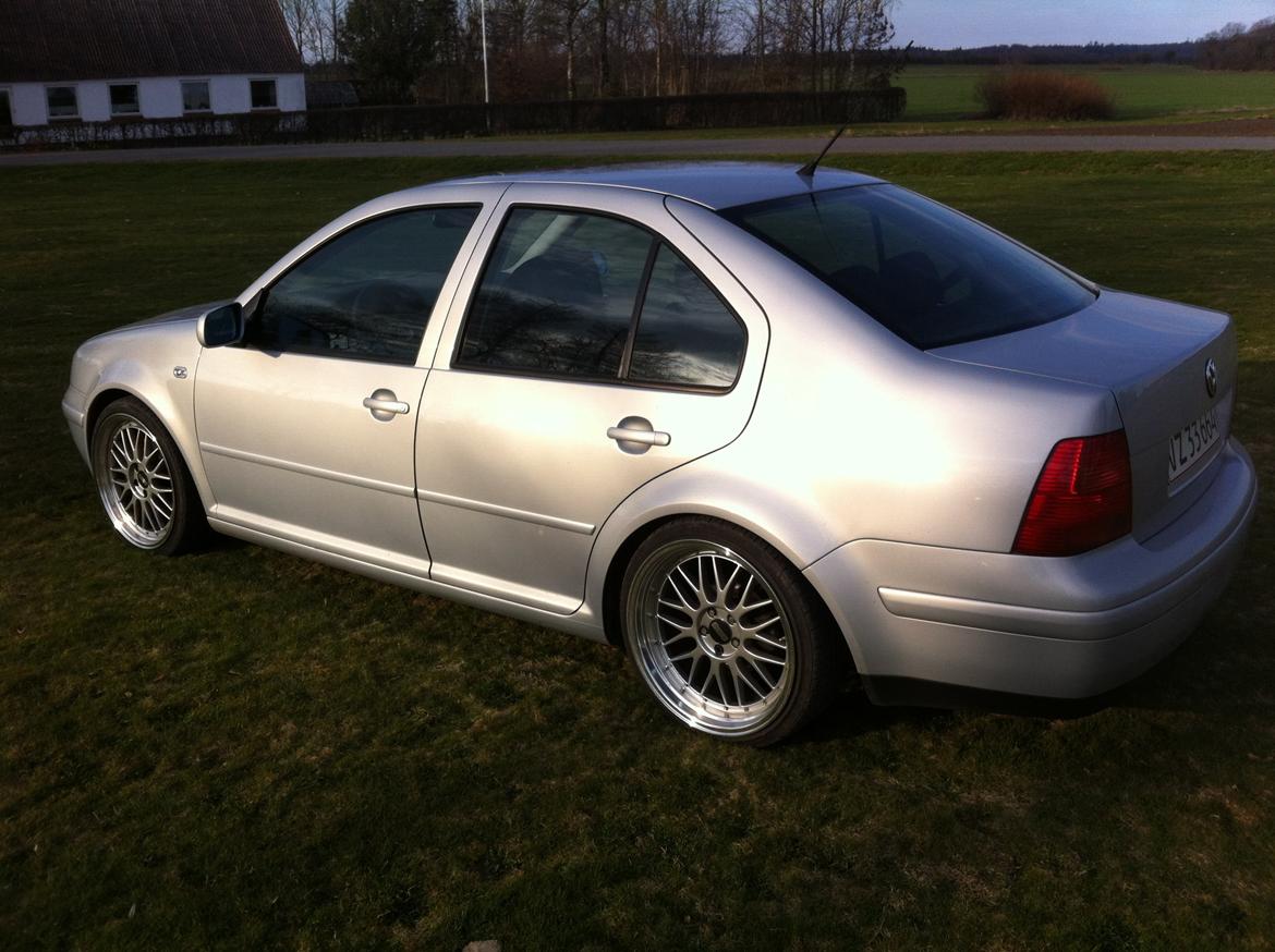 VW Bora 2,3 V5 Highline billede 2