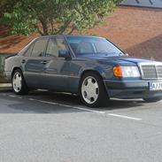 Mercedes Benz E 230 124