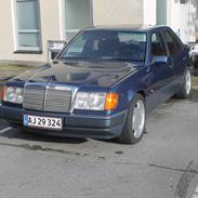 Mercedes Benz E 230 124