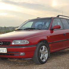 Opel astra f stationcar *solgt*