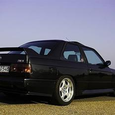 BMW M3 e30