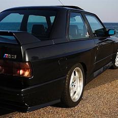 BMW M3 e30