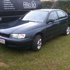 Toyota Carina E Solgt