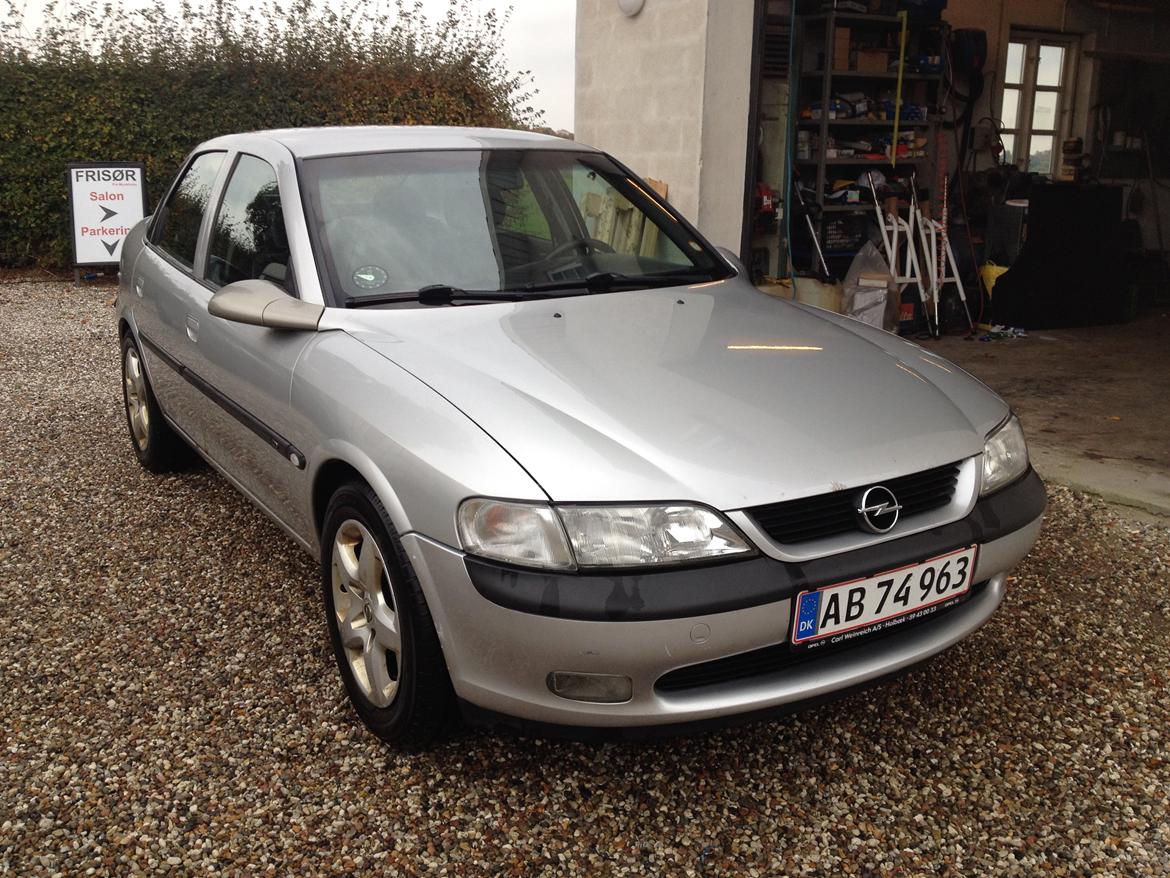 Opel Vectra B 2.5 V6 CD billede 2