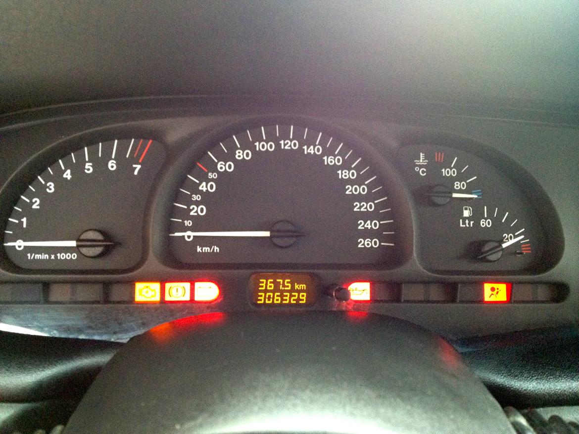 Opel Vectra B 2.5 V6 CD billede 11