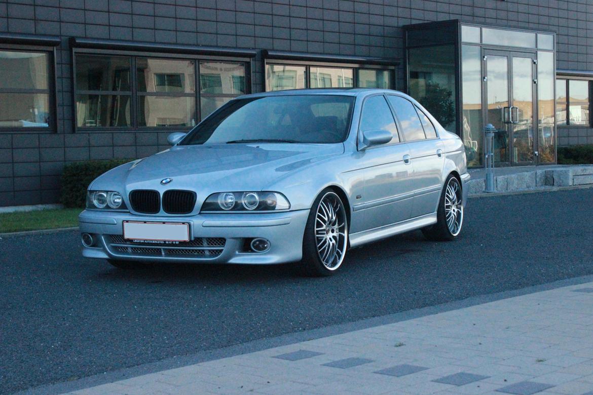 BMW E39 528i billede 2