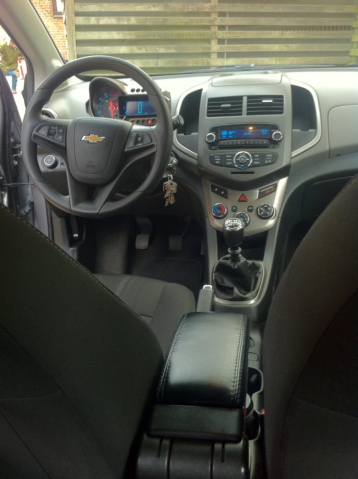 Chevrolet Aveo LT Eco - Armlæn :D billede 9