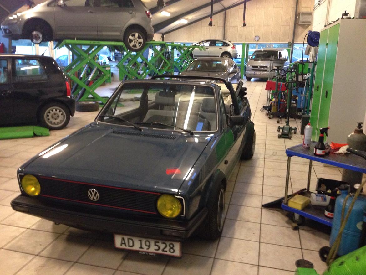 VW Golf 1 cab billede 3