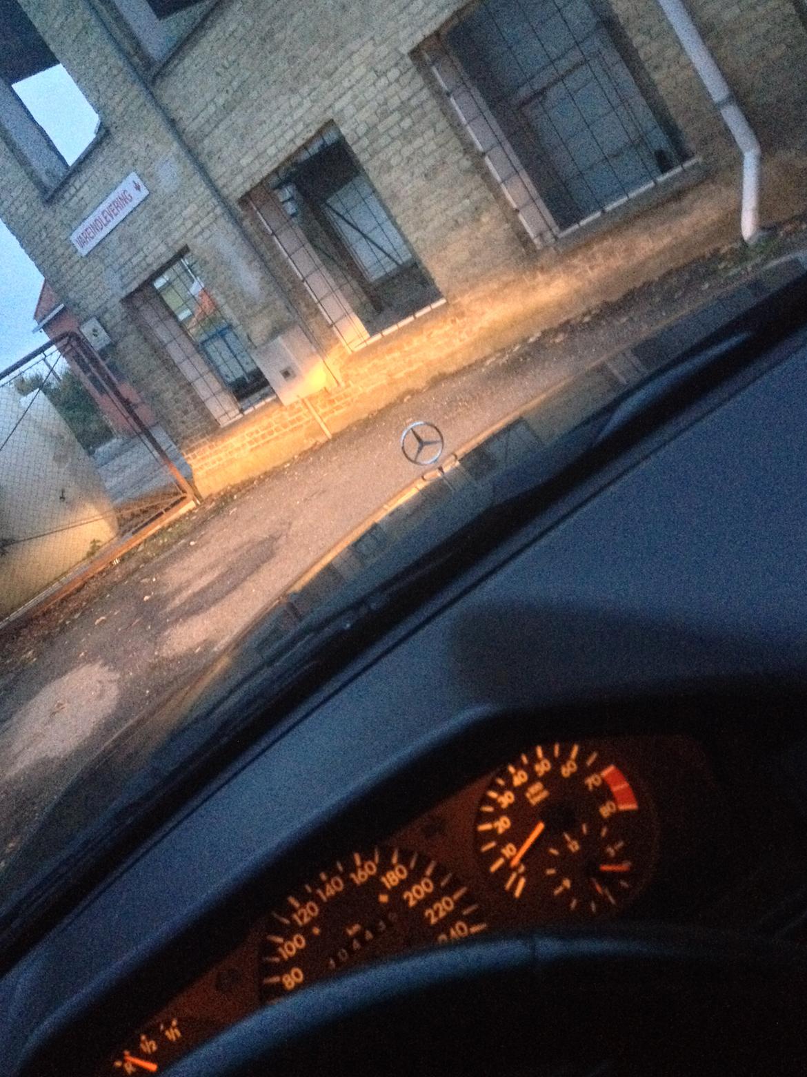 Mercedes Benz W124 300 E-24 billede 23