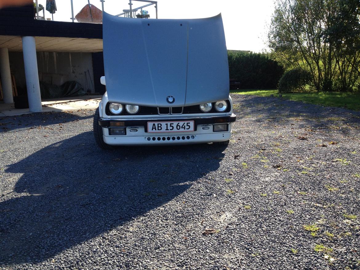 BMW E30 320I billede 5
