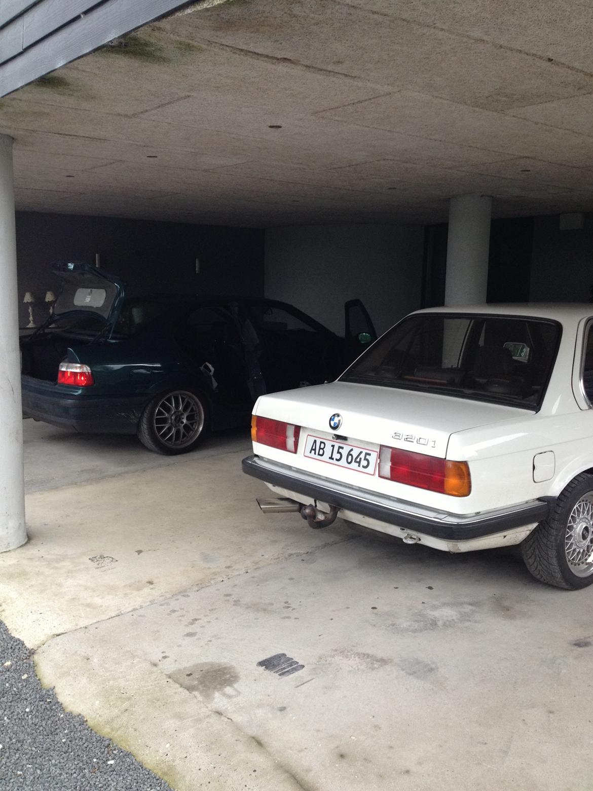 BMW E30 320I billede 10